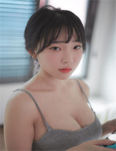 六楼后座