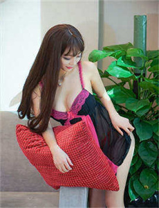 恐怖热线之大头怪婴